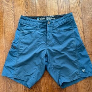 Kuhl Men's 30 shorts EUC